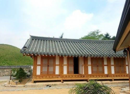 Happy Village Syeobul Guesthouse Gyeongju Ngoại thất bức ảnh